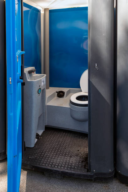 Best Best portable toilet rental  in Steger, IL